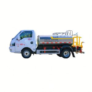 Camion arroseur diesel Dongfeng Tuyi 4X2 2500L avec moteur, portée 30-35m, largeur 15-30m, norme Euro 6, lavage frontal - Product Image 1