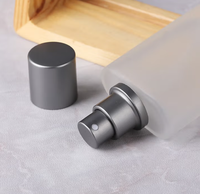 Bouteille de pompe en verre dépoli de 50ml recharge de parfum bouteille de toner facial vide avec brume fine 25ml 100ml diffuseur de roseau de forme carrée