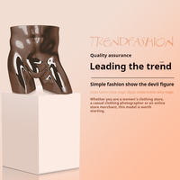Modelo de ropa y ropa interior: Mesa de exhibición de ropa interior masculina, modelo de pantalones, modelo de parte inferior del cuerpo masculino, modelo de glúteos masculinos