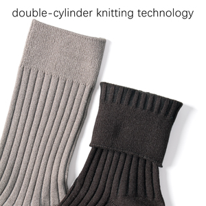 Calcetines de lana de alpaca y Merino de primera calidad para hombres al por mayor-Calcetines de senderismo cálidos a granel, calcetines de hombre ultra cómodos para exteriores y diarios - Product Image 5