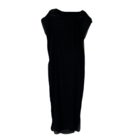 Robe longue plissée sans manches avec broderie dorée ethnique