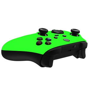 Coque personnalisée néon pour manette Xbox Series X/S avec finition douce au toucher - Product Image 2