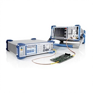Générateur de signaux micro-ondes RS Rohde Schwarz SMB100A, large plage de fréquences 100 kHz-40 GHz, résolution 0,001 Hz, précision 0,01 dB - Product Image 4