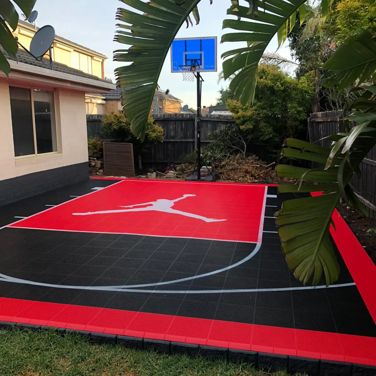 Wholesale 20x20 Feet Eco-friendly Backyard Sport Floor Mat Outdoor PP Basketball Court Plastic Interlocking Flooring Tiles