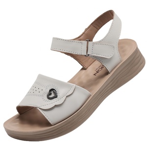 Sandales d'été de luxe pour <span class=keywords><strong>femme</strong></span> en cuir de vachette véritable, à semelle souple, antidérapantes, respirantes et à talon compensé - Product Image 5