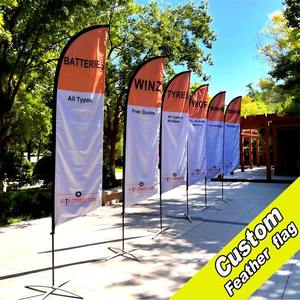 <span class=keywords><strong>Banderas</strong></span> Publicitarias Personalizadas para Exteriores Resistentes al Viento, Asta de Fibra de Vidrio, Diseño de Pluma Resistente a los Rayos UV, Ecológicas y Promocionales - Product Image 1