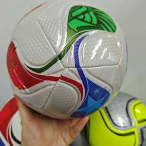 Pallone da <span class=keywords><strong>Calcio</strong></span> 2026 <span class=keywords><strong>Nuovo</strong></span> Modello USA-Canada-Messico di Alta Qualità per Esterni con Logo Personalizzabile in PVC Misure 3 4 5 per Allenamento - Product Image 1