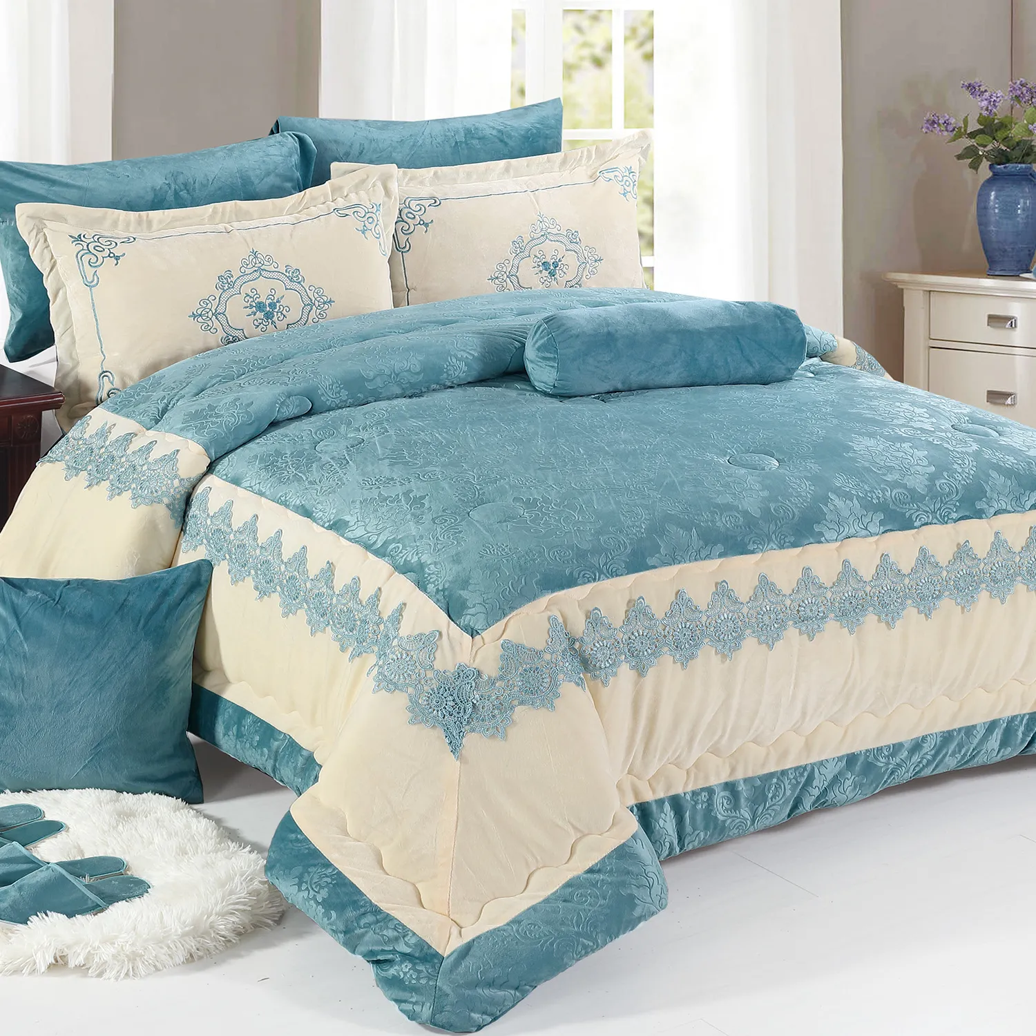 Großhandel Luxus Kristall Samt Bettwäsche Set Geometrische Muster Spitze Patchwork Blaue Tages decke Bestickte Bettwäsche Quilt