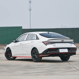Acceptons les commandes personnalisées – Voiture d'occasion à faible kilométrage – Elantra 2023 Modèle 240tgdi DCT N Line Luxury Edition Berline – Bien entretenue – Vente en gros - Product Image 4