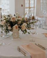 Supports de numéros de table de mariage modernes portables en acrylique avec fente pour carte de placement