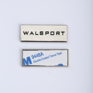 Etiquetas Metálicas Personalizadas con Logotipo, Placas de Aleación de Zinc Grabadas y Pulimentadas para Botellas de Vino y Vidrio, Emblemas Grabados, Proveedor OEM ODM MOQ - Product Image 1