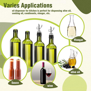Ensemble de bouteilles d'huile d'olive vertes en verre avec verseur métallique et entonnoir pour la cuisine et le stockage - Product Image 2