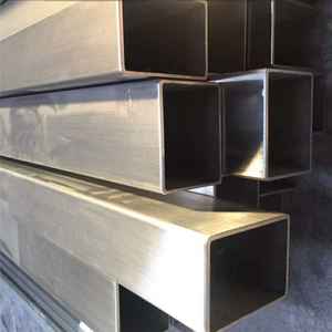 Труба прямоугольная из нержавеющей стали с матовой поверхностью (хайлайн), марки 304, 201, 316, размеры 100x50, 50x25, 40x20, 100x100, 50x50 мм. Цена за тонну. - Product Image 1