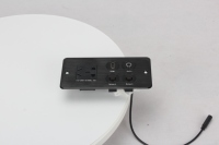 Prise de courant de bureau avec 1 prise chinoise, 2 ports réseau et audio