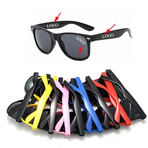 Vente en gros pas cher logo personnalisé promotionnel designer PC mode plastique noir hommes femmes nuances lunettes de soleil lunettes de soleil 2023