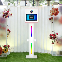 Photomaton de 15,6 pouces capable de produire rapidement des photos sans aucune restriction de lieu, idéal pour les scénarios de fête