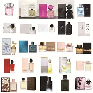 Profumi Arabi all'Ingrosso per Uomo e Donna, Set Regalo di Profumi Arabi - Product Image 3