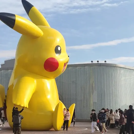 Winkelcentrum Decoratie Pokemon Glasvezel Sculptuur Pikachu Standbeeld Stedelijke Decoratie