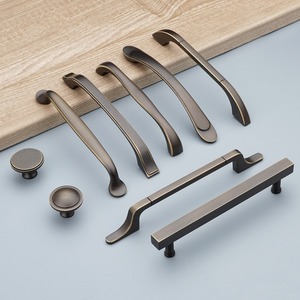 Tirador de bronce para puerta de armario, tirador de cobre para puerta de guardarropa, tirador de latón moderno americano para cajón de mueble color café - Product Image 3