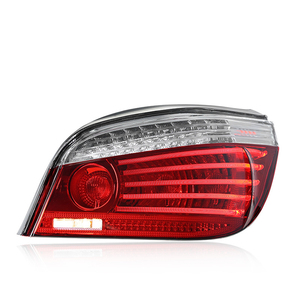 Gruppo Fanali Posteriori a LED per BMW Serie 5 E60, Modelli 2003-2011, con Luci Diurne e Indicatori di Direzione Dinamici - Product Image 2