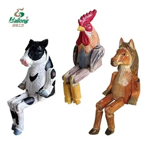手彫りの松の木工芸品動物の形塗装素朴な木彫り動物農家の装飾
