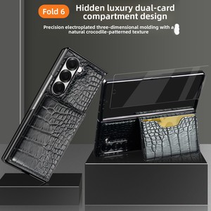 เคสโทรศัพท์พับได้ลายจระเข้สีสันสดใสสำหรับ Samsung Z Fold 6/5/4/3 พร้อมช่องใส่บัตรและขาตั้ง  วัสดุแข็งเคลือบผิวด้วยไฟฟ้า - Product Image 1
