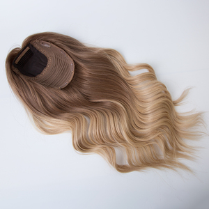 Topper de <span class=keywords><strong>cheveux</strong></span> humains 100% Premium pour femmes-Dentelle avec base en soie, respirant, effet cuir chevelu réaliste et artisanat de haute qualité - Product Image 5