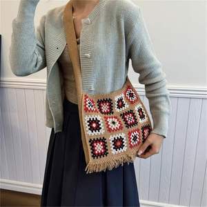 Bolso Hobo Bohemio Floral Cuadrado de Ganchillo Tejido con Bordado, Bolso de Hombro Vintage con Borlas para Mujer, Bolso de Punto para Uso Diario Otoño Invierno - Product Image 5