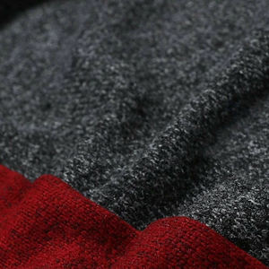 Venta al por mayor a granel de invierno impreso logotipo personalizado chándal ropa deportiva Unisex gimnasio Fitness entrenamiento traje hombres mujeres OEM Activewear - Product Image 3