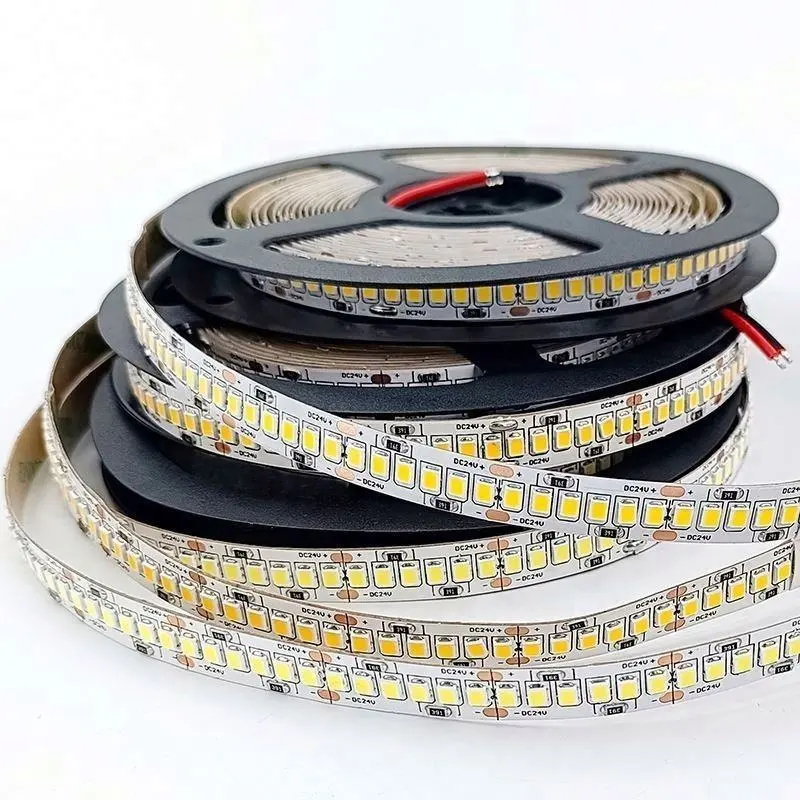 Kaliteli SMD 2835 SMD 10mm esnek LED şerit aydınlatma 12v led şerit ışık 2835 240d şerit ışık