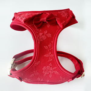 Nouveautés : Collier pour chien rouge réglable et ensemble laisse-harnais respirant de luxe tendance - Product Image 4