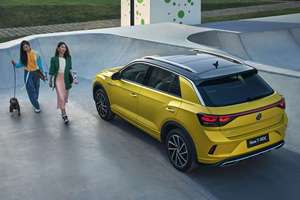 VOLKSWAGEN <span class=keywords><strong>T</strong></span>-<span class=keywords><strong>ROC</strong></span> 1.5T 2020-2025, SUV con Volante a la Izquierda, Asientos de Cuero, AUTO USADO, AUTO BARATO, <span class=keywords><strong>Precio</strong></span> Bajo - Product Image 4