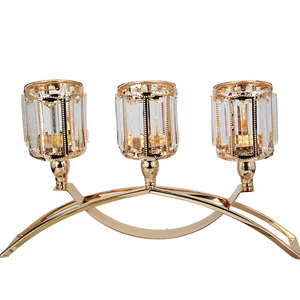 Candelabro de hierro chapado en oro de estilo europeo para decoración romántica del hogar para bodas - Product Image 3