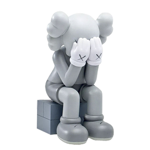 Scultura di bambola in vetroresina rinforzata di grandi dimensioni, fatta a mano, a tema cartone animato, blu Klein, decorazione da pavimento per interni - Product Image 5