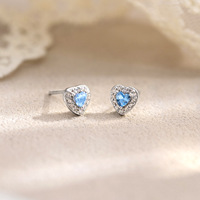Pendientes Glowluxe con Forma de Corazón, Espinela Azul Claro, Diseño Halo, Plata de Ley 925 Pulida, Joyería Romántica Contemporánea