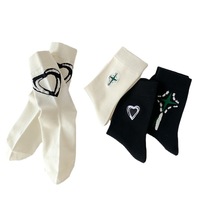 Longues chaussettes mignonnes femmes tricot coton équipage Kawaii belles dames chaussettes de créateur haut Art chaud Sokken Femme
