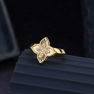 Elegante anillo de diseño floral para mujer, joyería de estilo clásico, ideal para regalo y ropa de moda - Product Image 1