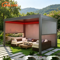 Pergola en aluminium thermolaqué de luxe, moderne, motorisée, à lames orientables, éco-responsable, avec éclairage LED pour jardin, villa, terrasse