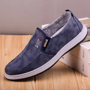 Tomaia in tela di jeans mocassini da uomo economici scarpe da guida Slip On Flat Boat Shoes flats for Men