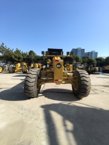 Niveleuses sur pneus Caterpillar 140H d'occasion, en provenance directe d'usine japonaise, plusieurs niveleuses CAT140K et CAT140G d'occasion à vendre - Product Image 2