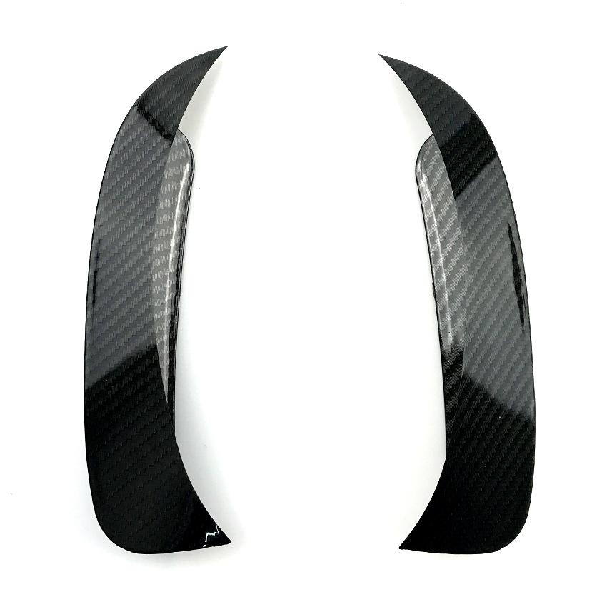 Texture en fibre de carbone noir piano