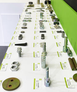 Disco de Embrague 700140071 de Alta Calidad para AGCO MF2270 para Empacadoras, Piezas de Maquinaria Agrícola, 1 Año de Garantía, 1.55 kg - Product Image 2