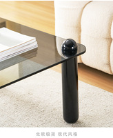 Table basse moderne en verre trempé carré avec pieds cylindriques noirs, coins arrondis, table de salon minimaliste