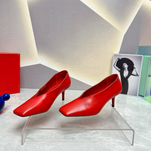 Zapatos de Tacón de Aguja con Punta Cuadrada Atemporales, con Parte Superior de Cuero Genuino y Cierre de Hebilla para Mujer, Valentinos - Product Image 4