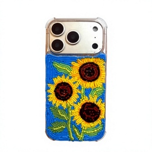 เคสโทรศัพท์ผ้าฝ้ายปักลายมือประดับลูกปัด ลายดอกเดซี่ ปลาดาว ดีไซน์สีสันสดใส ลายดอกไม้เย็บติดรูปทรงสี่เหลี่ยมผืนผ้า - Product Image 1