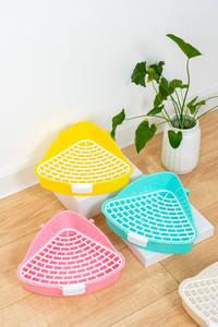 Yüksek kalite kolay temiz plastik evcil tuvalet lazımlık eğitmen kobay gibi küçük hayvanlar için köşe tava - Product Image 5