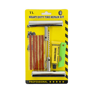 Kit de Reparación de Neumáticos Sin Cámara con Sellador en Forma de T, 6 Piezas, Incluye Lima para Neumáticos, Cemento de Goma y 5 Tiras de Tapones - Product Image 1