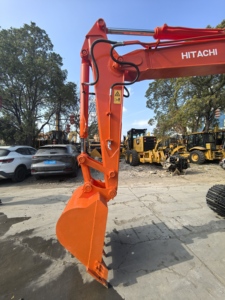 Original Japan Hitachi ZX70 Excavator second hand Hitachi Excavator ZX70 with <b>cheap</b> price - Product Image 3