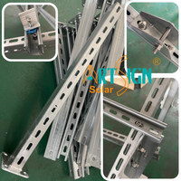 Support de montage de panneau solaire en acier au carbone, rail solaire, système de montage de panneau solaire, structure photovoltaïque OEM pour toiture