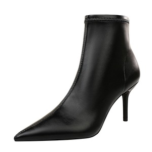Chaussures pour femmes tendance, talons aiguilles de 8 cm, pointus, sexy, courts, noirs, talons hauts, bottines pour femmes - Product Image 1